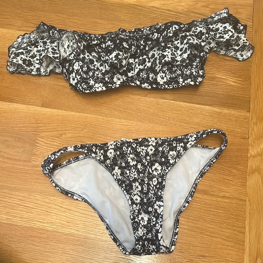 Polo Ralph Lauren ruffle navy blue bikini